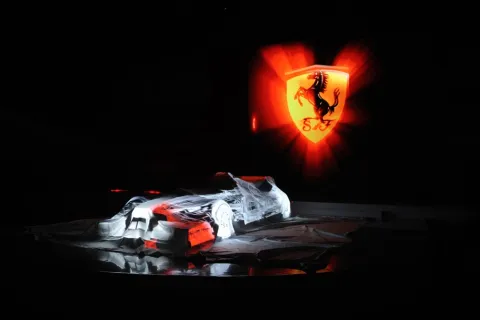 Große Show zur Präsentation des Ferrari F138
