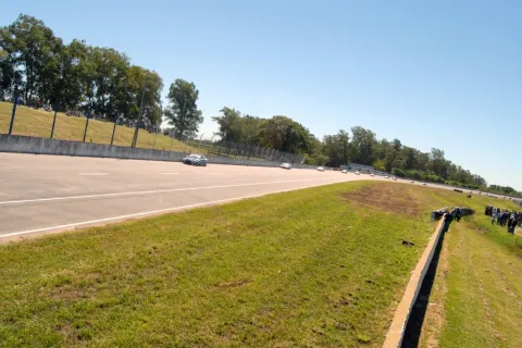 Autódromo Ciudad de Rafaela: Das Feld auf dem Teilstück des Ovals