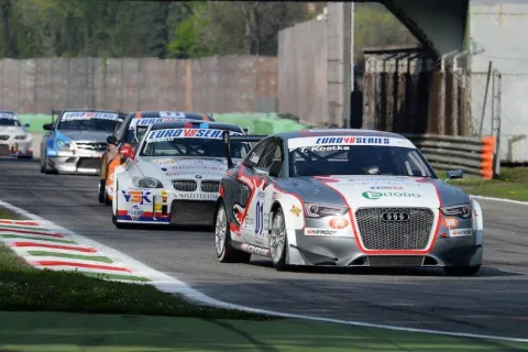Ex-DTM-Pilot Tomas Kostka ist die Speerspitze von Audi