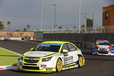 Hugo Valente: Als einziger Chevrolet Cruze Pilot auf dem Podest