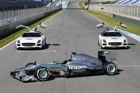 Wird der W04 Nico Rosberg und Lewis Hamilton zu Siegen beflügeln?