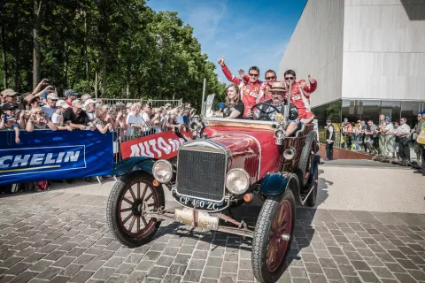 Nr. 71 Ferrari: D.Rigon / O.Beretta / P.Kaffer