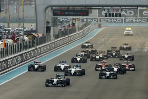 Rennstart in AbuDhabi