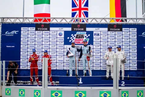 Das GTE-Pro Podium mit Mücke/Turner als Sieger