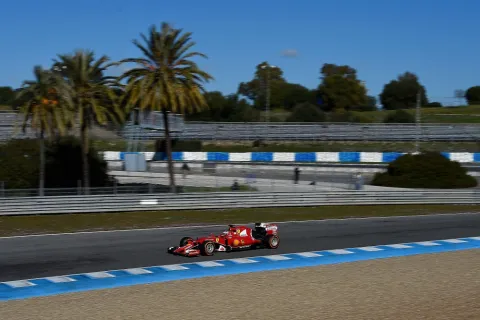 Ferrari unter Palmen: Kimi Räikkönen in Jerez