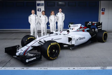 Valtteri Bottas und Felipe Massa mit den Testfahrern Susie Wolff und Alex Lynn