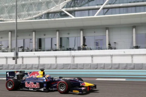 Pierre Gasly bringt RedBull-Farben zurück in die GP2