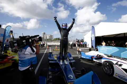 Nicolas Prost gewinnt seinen ersten ePrix