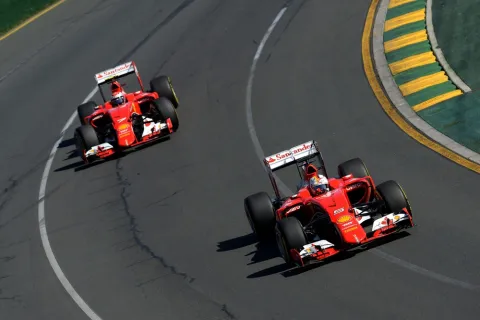 Ferrari deutlich stärker als 2014: Vettel fährt aufs Podest