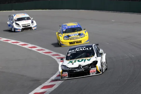 Etwas deformiert: Der Renault von Agustin Calamari
