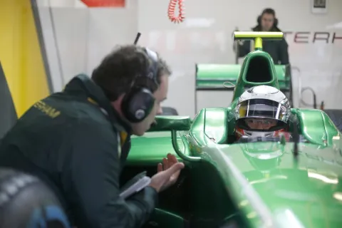 Fuhr 2012 in einigen freien Trainigs der Formel 1: Qing Hua Ma, Caterham