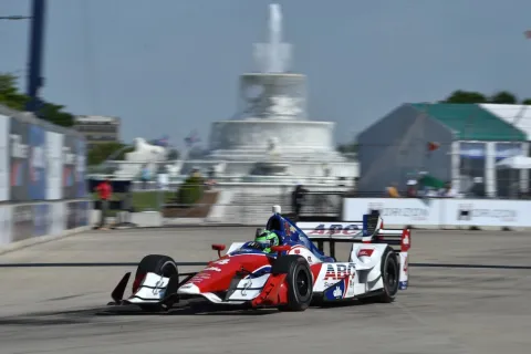 Conor Daly unterwegs in Turn 11