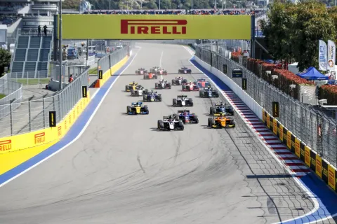 FIA Formel 2 2019: Sochi – Foto 7