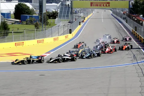 FIA Formel 2 2019: Sochi – Foto 8