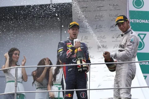 Mark Webber ist schon weg - verhaltene Freude auf dem Podest