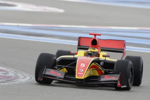 Aufsteiger: Meister des Formel Renault 2000 Eurocups, Stoffel Vandoorne