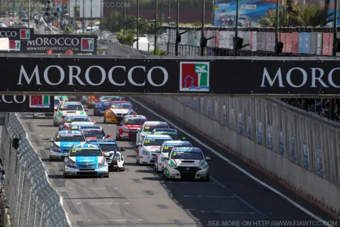 Start zu Rennen 1 in Marrakesh - Erste Pole für Honda