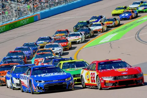 NASCAR Phoenix 2026 – Foto 2