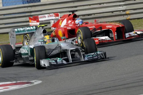 Lewis Hamilton konnte nur zu Beginn Alonso hinter sich halten