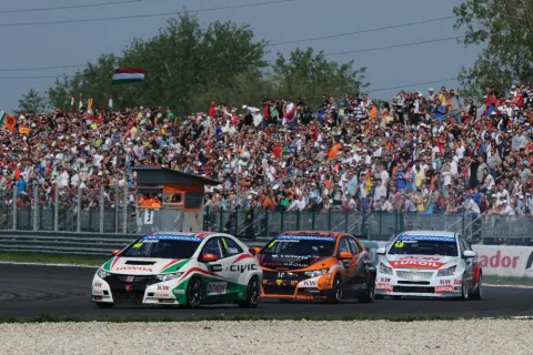Yvan Muller versuchte sich vergeblich an den Hondas