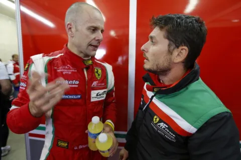 Diskussion der Teamkollegen: Fisichella und Bruni