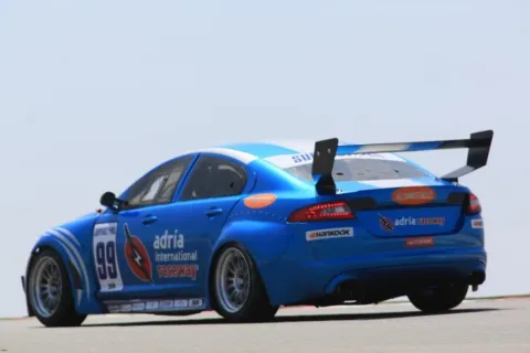 Neues Team: Adria Racing System setzt nun die Jaguar ein