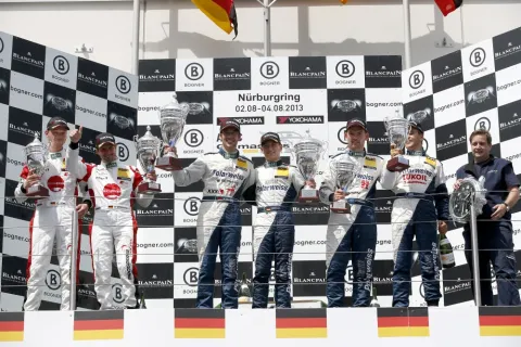 Das Podium von Rennen 1: Sieg für Maxi Götz und Maxi Buhk