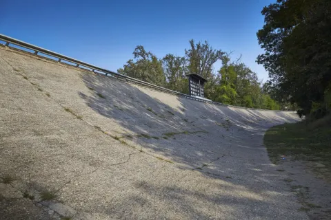 Tradition trifft Moderne: Die alte Steilkurve von Monza