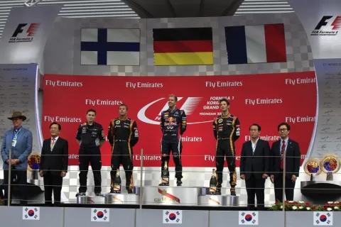 Das Podium: Vettel siegt vor Räikkönen und Grosjean