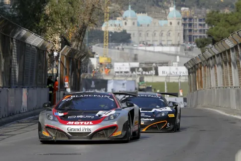 McLarens als Gaststarter: Hier Hexis Racing und Boutsen