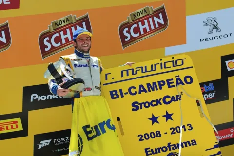 Ricardo Mauricio: Ab jetzt zweifacher Meister der V8 Stockcars