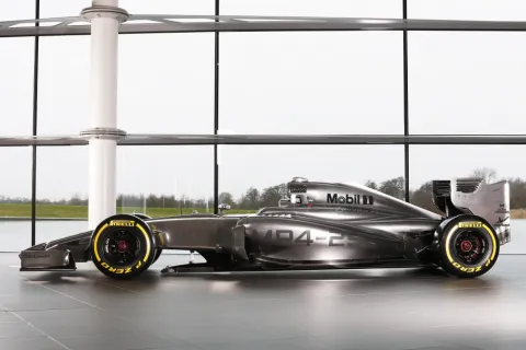 Sponsorlose Seitenansicht: Der McLaren MP4-29