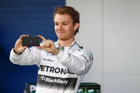 Nico Rosberg fährt nun mit Startnummer 6