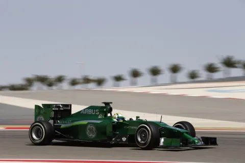 Kobayashi vermutet, sein Caterham ist langsamer als ein GP2...