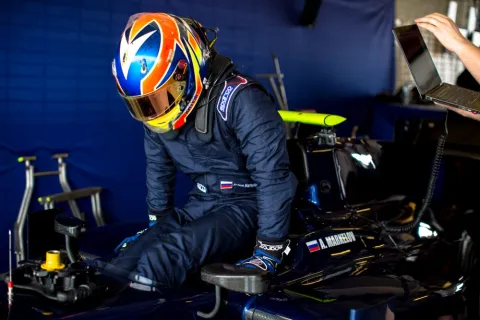 Artem Markelov: 2013 Zweiter des deutschen Formel 3 Cups, fährt bei Russian Time