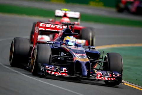 Guter Saisonstart für Jean-Eric Vergne - hier vor Kimi Räikkönen