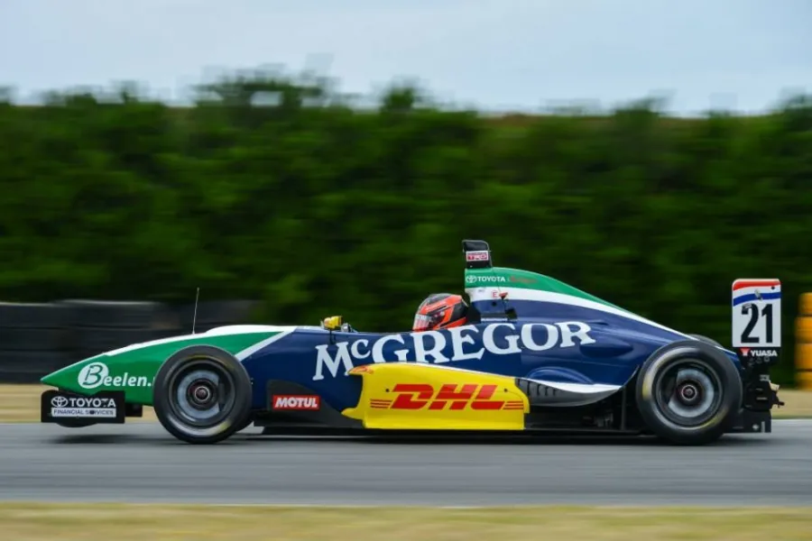 Toyota Racing Serie 2013-2014