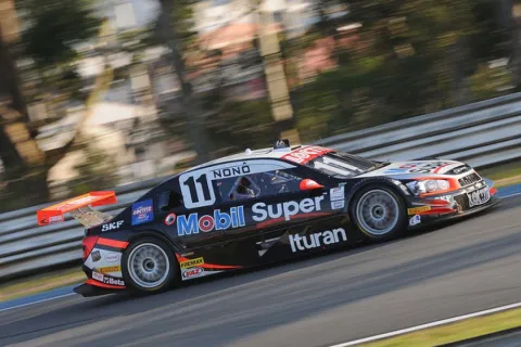 #11 Flavio Figueiredo – AMG Motorsport – Chevrolet Sonic V8 – Brasilianische Stock Car 2014