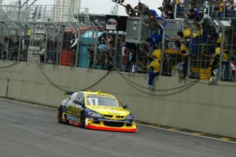 #17 Ingo Hoffmann – AMG Motorsport – Mitsubishi Lancer V8 – Brasilianische Stock Car 2006