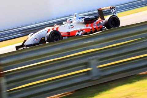 #10 Kristian Lindbom – Astuti Motorsport – Dallara F302 - Sodemo Renault – Australische Formel 3 Meisterschaft 2009