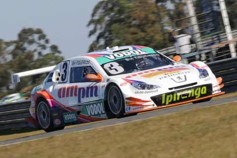#3 Ana Beatriz de Figueiredo – Bassani Racing – Peugeot 408 V8 – Brasilianische Stock Car 2015