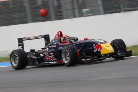 #15 Brendon Hartley – Carlin Motorsport – Dallara F308 - Volkswagen – Formel 3 Euroserie 2009