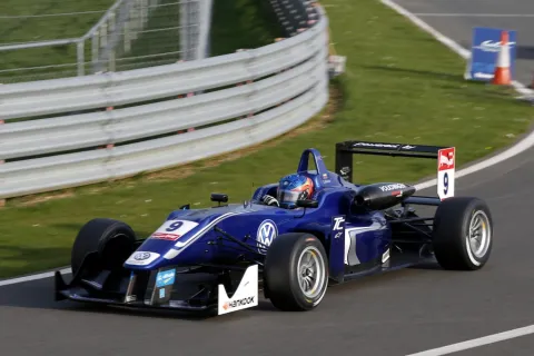 #9 Tatiana Calderon – Carlin Motorsport – Dallara F312 - Volkswagen – FIA Formel 3 Europameisterschaft 2015