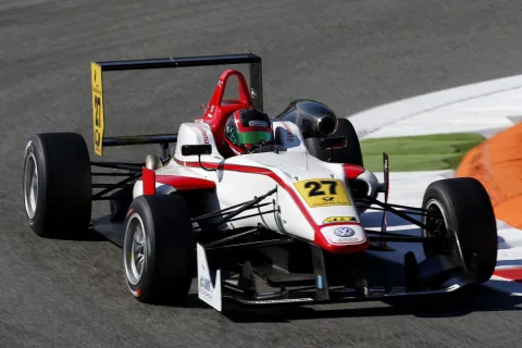 #27 Jann Mardenborough – Carlin Motorsport – Dallara F312 - Volkswagen – FIA Formel 3 Europameisterschaft 2013