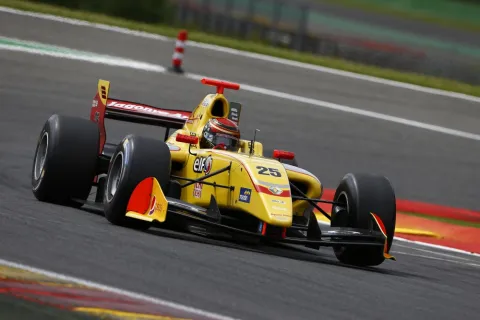 #25 Sean Gelael – Carlin Motorsport – Dallara FR35-12 - Renault – Formel Renault 3.5 Weltserie 2015