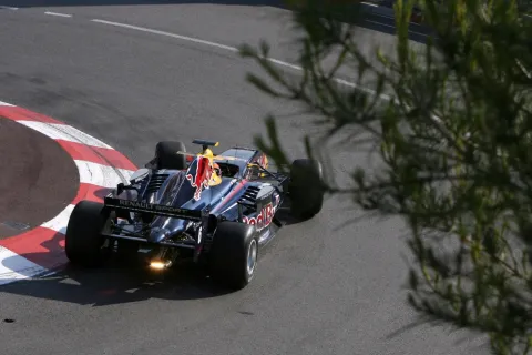 #6 Robert Wickens – Carlin Motorsport – Dallara T08 - Renault – Formel Renault 3.5 Weltserie 2008