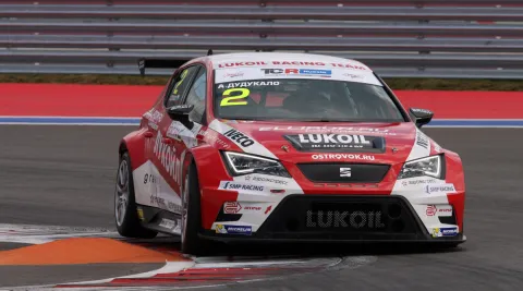 #2 Alexander Dudukalo – Craft-Bamboo Racing – Seat Leon Cup Racer TCR – Internationale TCR Serie 2015