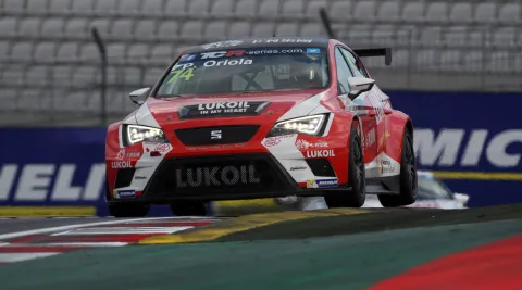 #74 Pepe Oriola – Craft-Bamboo Racing – Seat Leon Cup Racer TCR – Internationale TCR Serie 2015