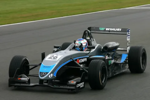 #26 Valtteri Bottas – Double R Racing – Dallara F308 - AMG Mercedes – Britische Formel 3 Meisterschaft 2011