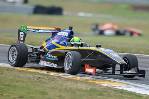 #13 Rodrigo Baptista – ETEC Motorsport – Tatuus FT40 - Toyota – Toyota Racing Serie 2015-2016
